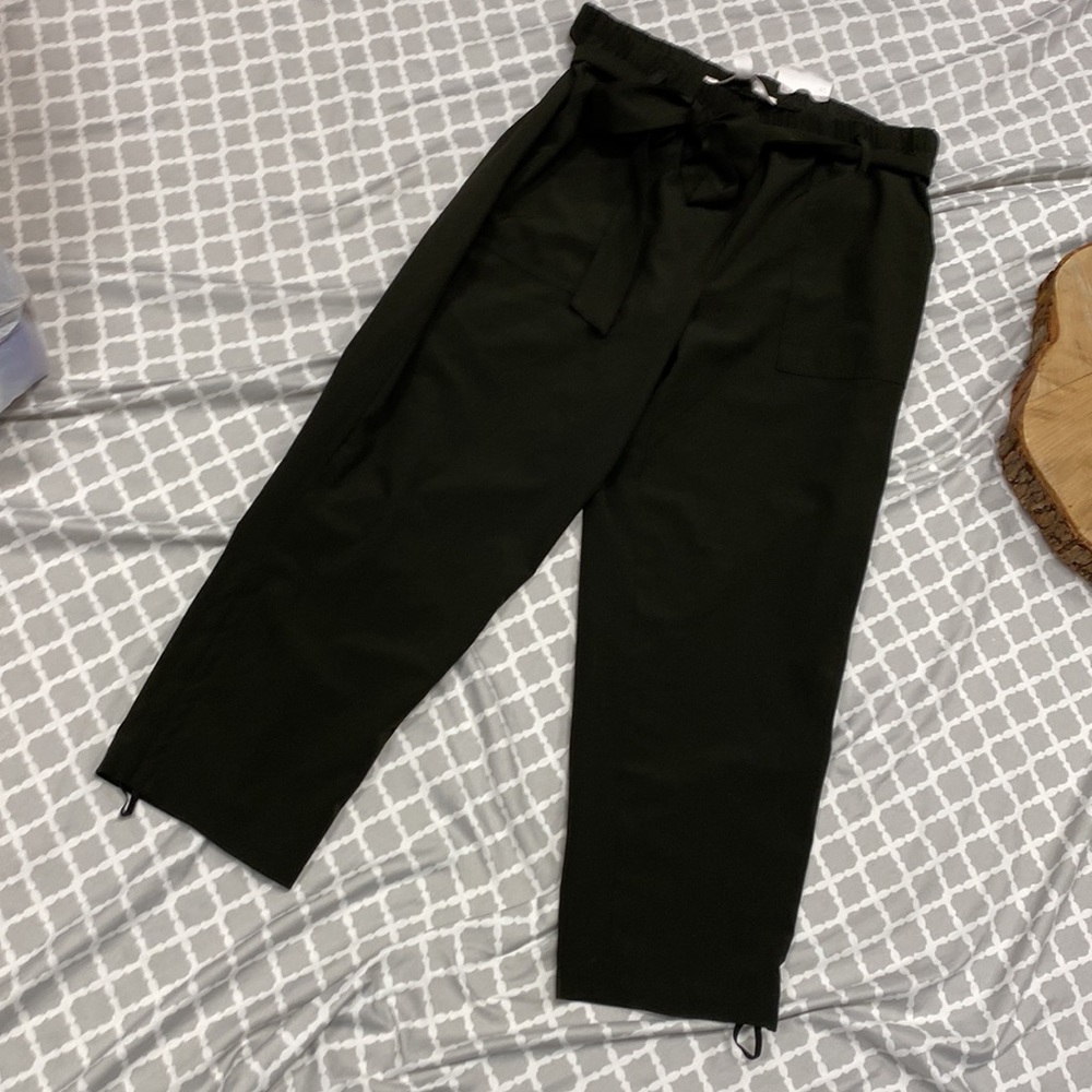 EZY WEAR. By CH1
S/P

Capri Jogger
